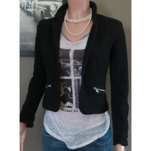 Divided (H&M) Black Cropped Jacket Zipper Pockets